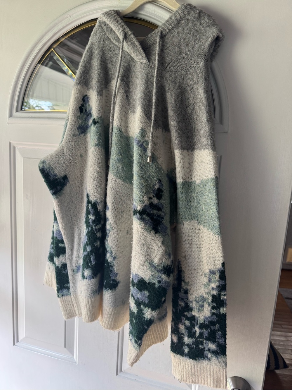 Cozy Hooded Women's Sweater in Gray, Cream & Green